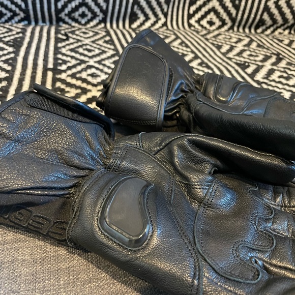 Waterproof riding gloves - Picture 6 of 7